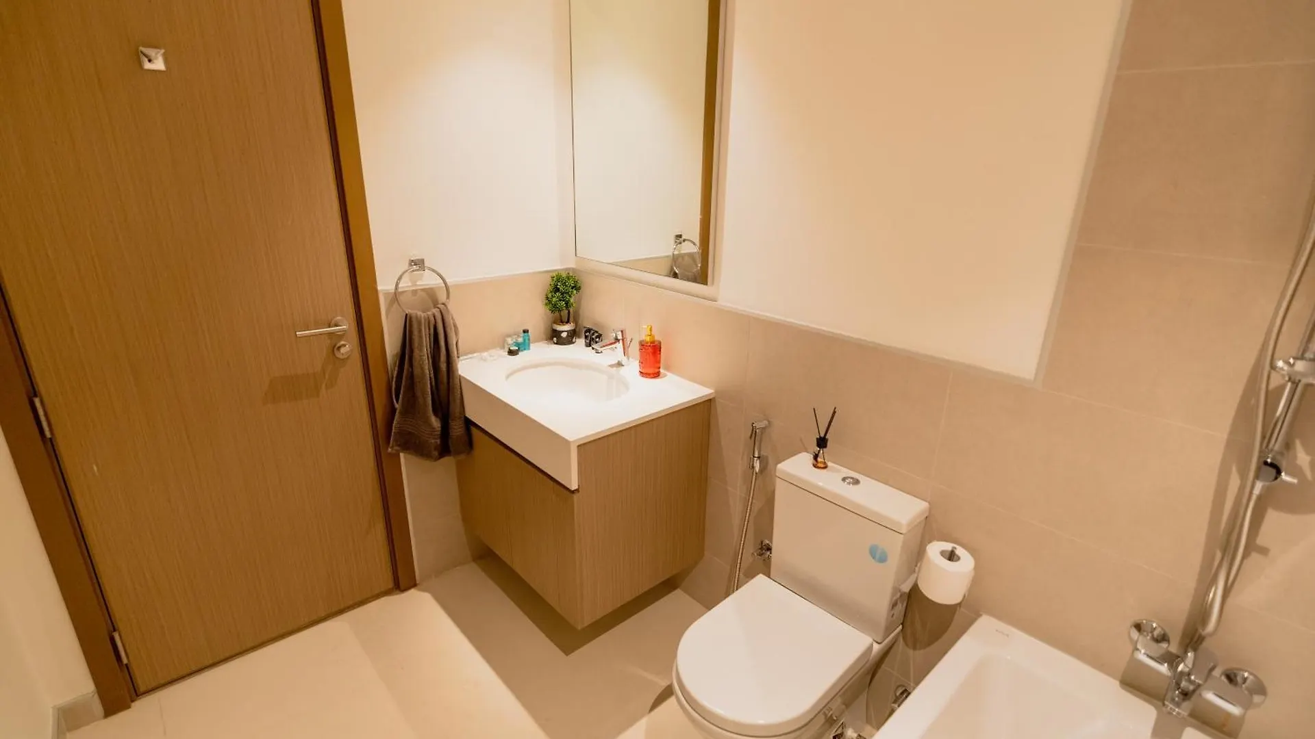 Luxurious 3 Bedrooms Apartment Maryam Island Sharjah United Arab Emirates