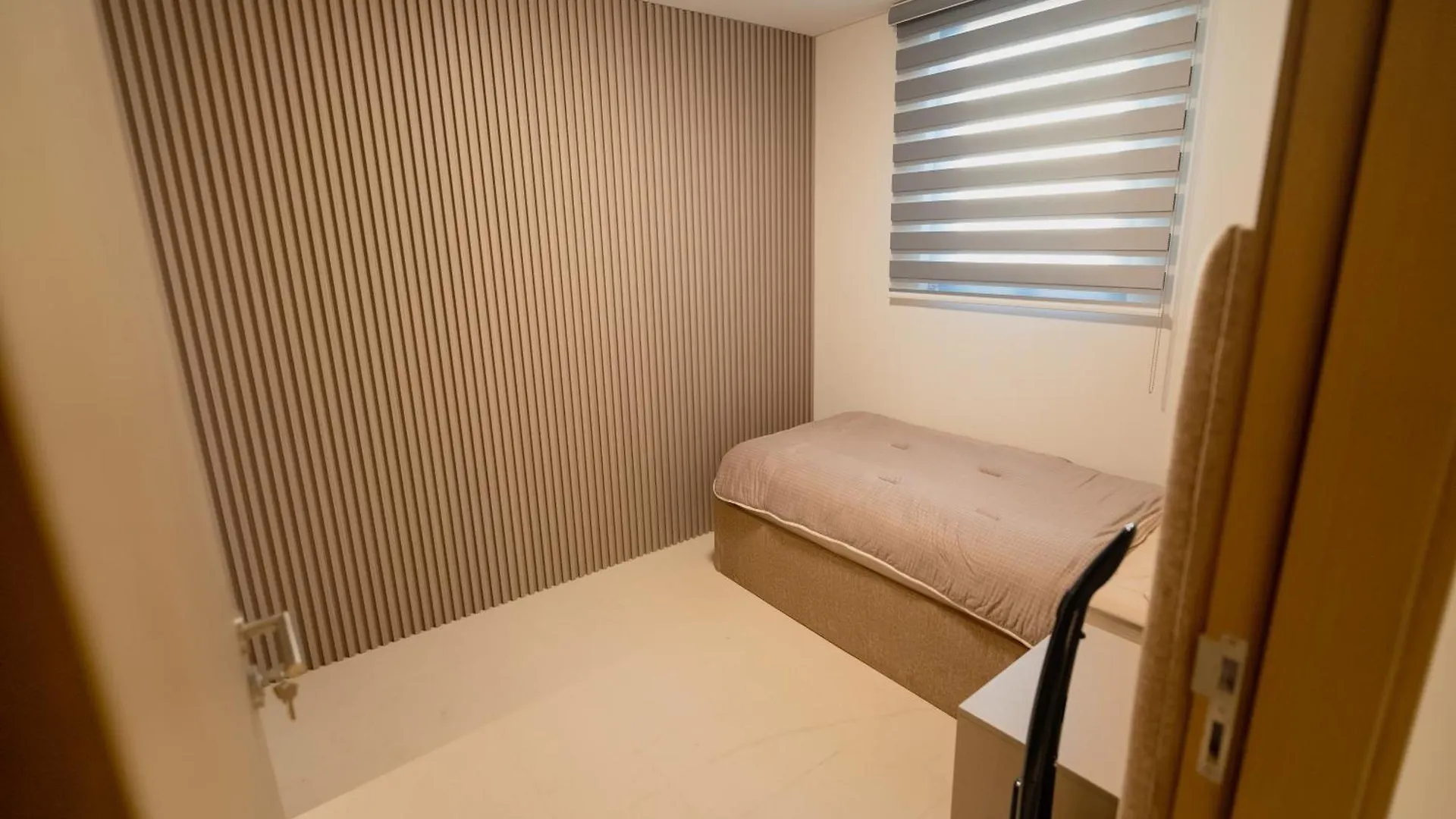 Luxurious 3 Bedrooms Apartment Maryam Island Sharjah Emirati Arabi Uniti