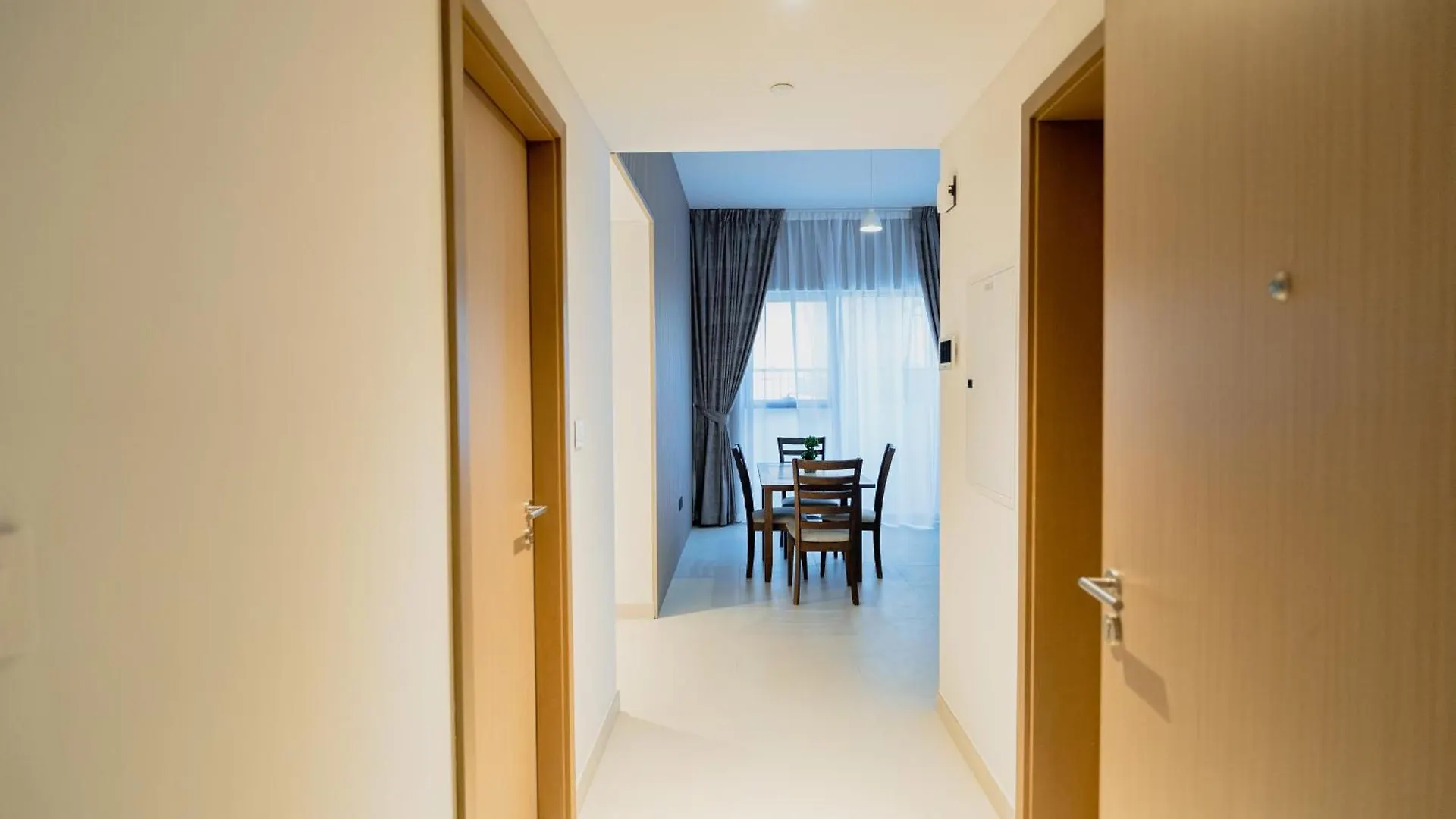 Luxurious 3 Bedrooms Apartment Maryam Island Sharjah 0*,